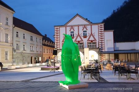 Smo smetilci tega planeta (1)